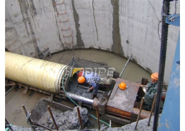 Construction of working well with glass fiber reinforced plastic pipe jacking